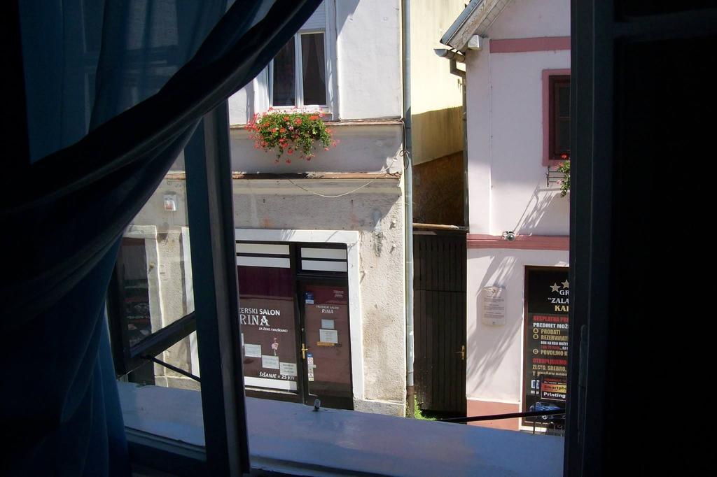 Rooms And Apartment Veral-Ka Károlyváros Kültér fotó