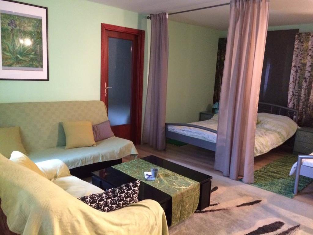 Rooms And Apartment Veral-Ka Károlyváros Kültér fotó